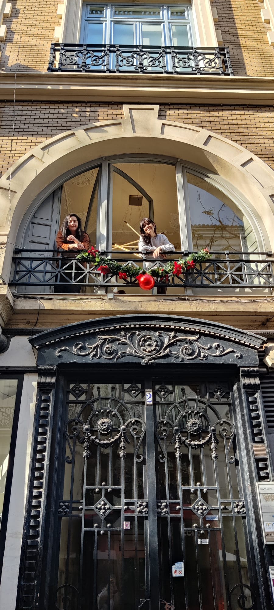 Fachada de la oficina NEXIA en Valencia