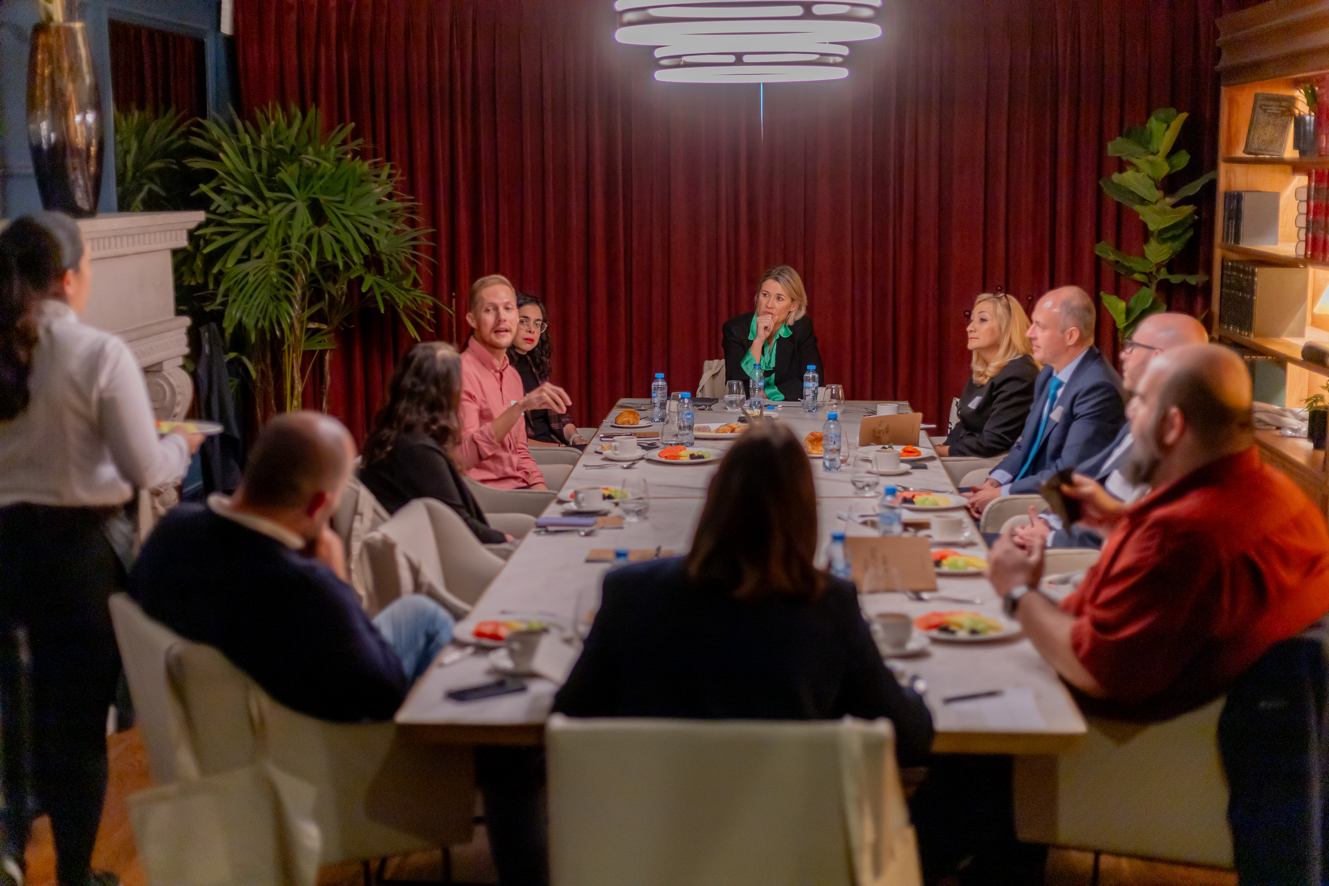 Desayuno Tenemos que hablar con directivos